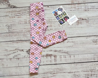 Ladies Pink Checked Leggings | Pink Checked Happy Flowers Leggings | Smiling Flowers Leggings | Women's Chequered Pants | Colourful Leggings