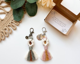 Pregnancy Loss Gift | Miscarriage Keepsake | Miscarriage Gift | Baby Loss Gift | Baby Memorial | Macrame Flower Keychain | Loss Mama Gift