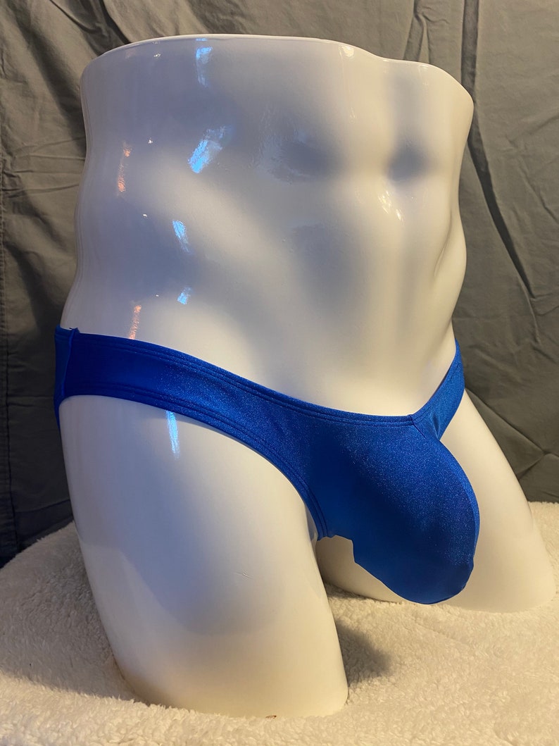 B43 Unbranded Men/'s Bikini Brief XL 36