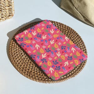 Multicolored Leaves Personalised Kindle Case for Kindle Paperwhite 5, Custom Name Folio Case for Paperwhite 2022, 11th Gen Kindle Cover