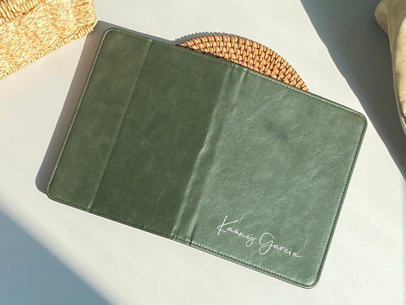Dark Green Leather All New Kindle Case Kindle Cover, Personalized Kindle Case, Custom Name Folio Case Cover for Kindle Paperwhite 2019-2022 image 2
