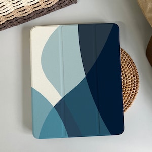 Pastel Blue Gradation Magnetic Smart Case Cover iPad 9 Case, iPad Mini 6 iPad Air iPad Pro 2021 Case, iPad Air 5 Air 4 iPad Pro 11 Case