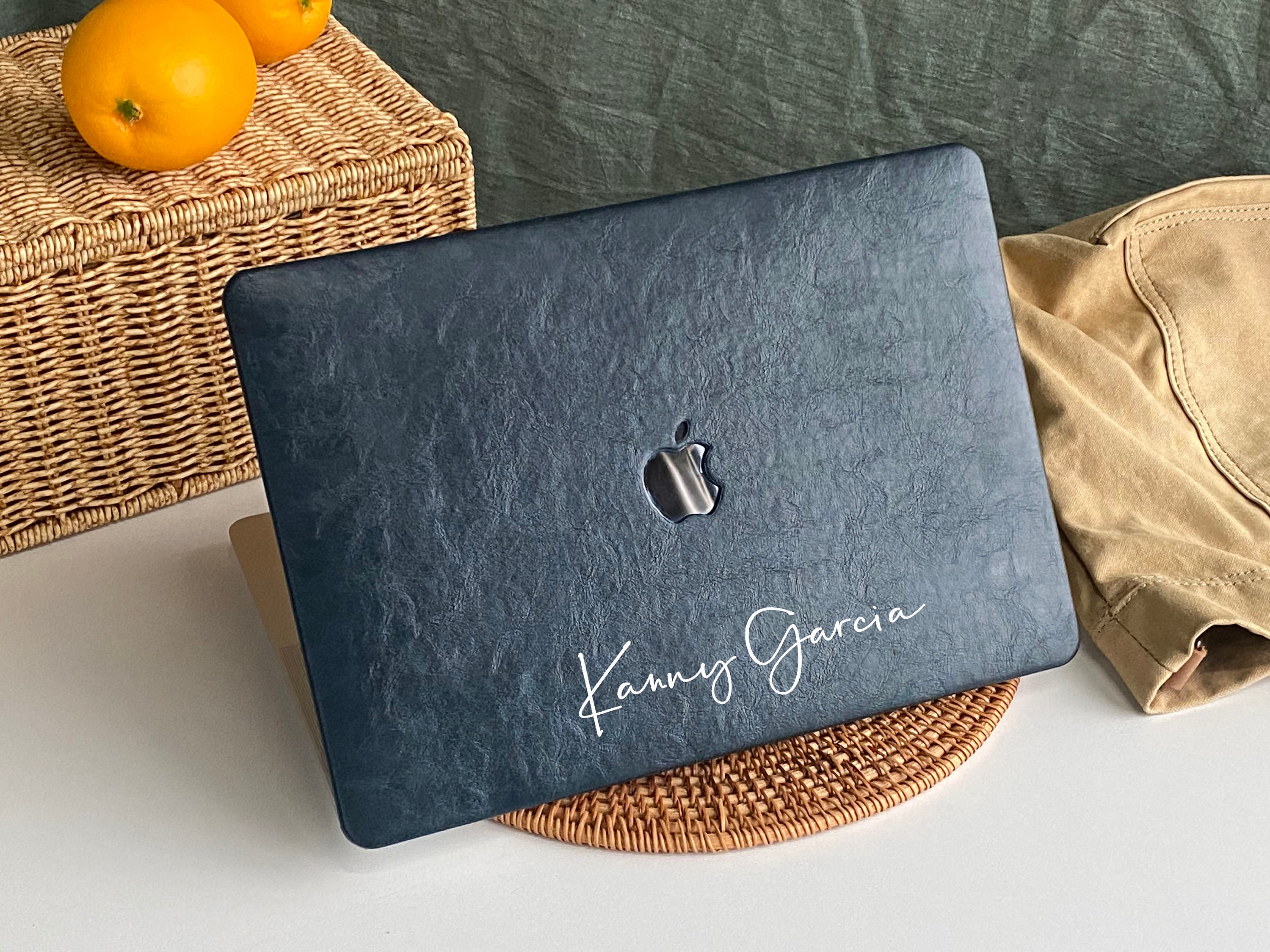 PRESTIGE Protective Sleeve for MacBook 13- / 14-inch / MacBook 16-inch – LAUT Europe PRESTIGE Protective Sleeve for MacBook 13- / 14-inch / MacBook 16-inch – LAUT Europe
