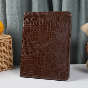 Coque intelligente magnétique en cuir de crocodile marron, coque pour iPad 9, coque pour iPad mini 6, iPad Air, iPad Pro 2021, coque pour iPad Air 5 Air 4, iPad Pro 11