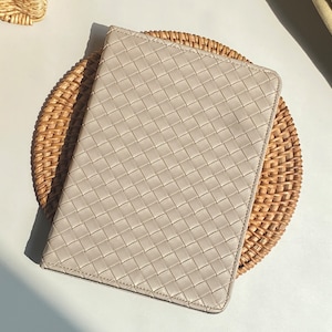 Light Brown Weave Leather All New Kindle Case Kindle Cover, Personalized Kindle Case,Custom Name Folio Case Cover for Kindle Paperwhite 2022