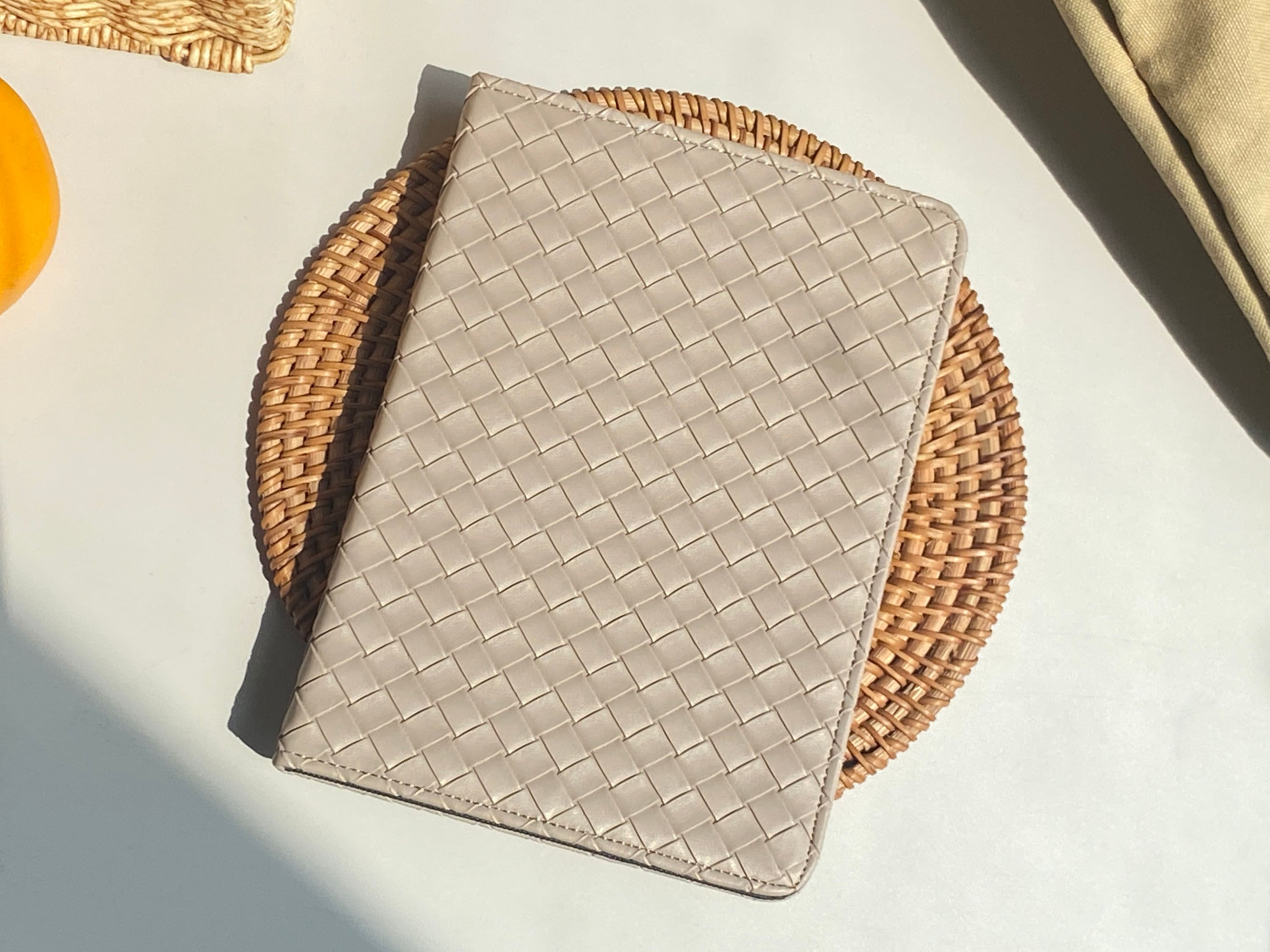 Light Brown Weave Leather All New Kindle Case Kindle Cover, Personalized Kindle Case,Custom Name Folio Case Cover for Kindle Paperwhite 2022