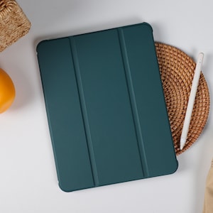Forest Green Magnetic Smart Case Cover iPad 9 Case, iPad Mini 6 iPad Air iPad Pro 2021 Case, iPad Air 5 Air 4 iPad Pro 11 Case