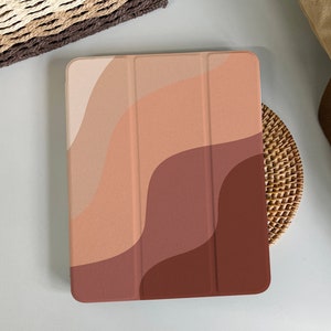 Brown Waves Magnetic Smart Case Cover iPad 9 Case, iPad Mini 6 iPad Air iPad Pro 2021 Case, iPad Air 5 Air 4 iPad Pro 11 Case Custom Name