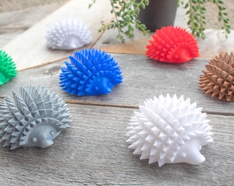 Erizo impreso en 3D, plástico PLA de origen vegetal, decoración de escritorio.