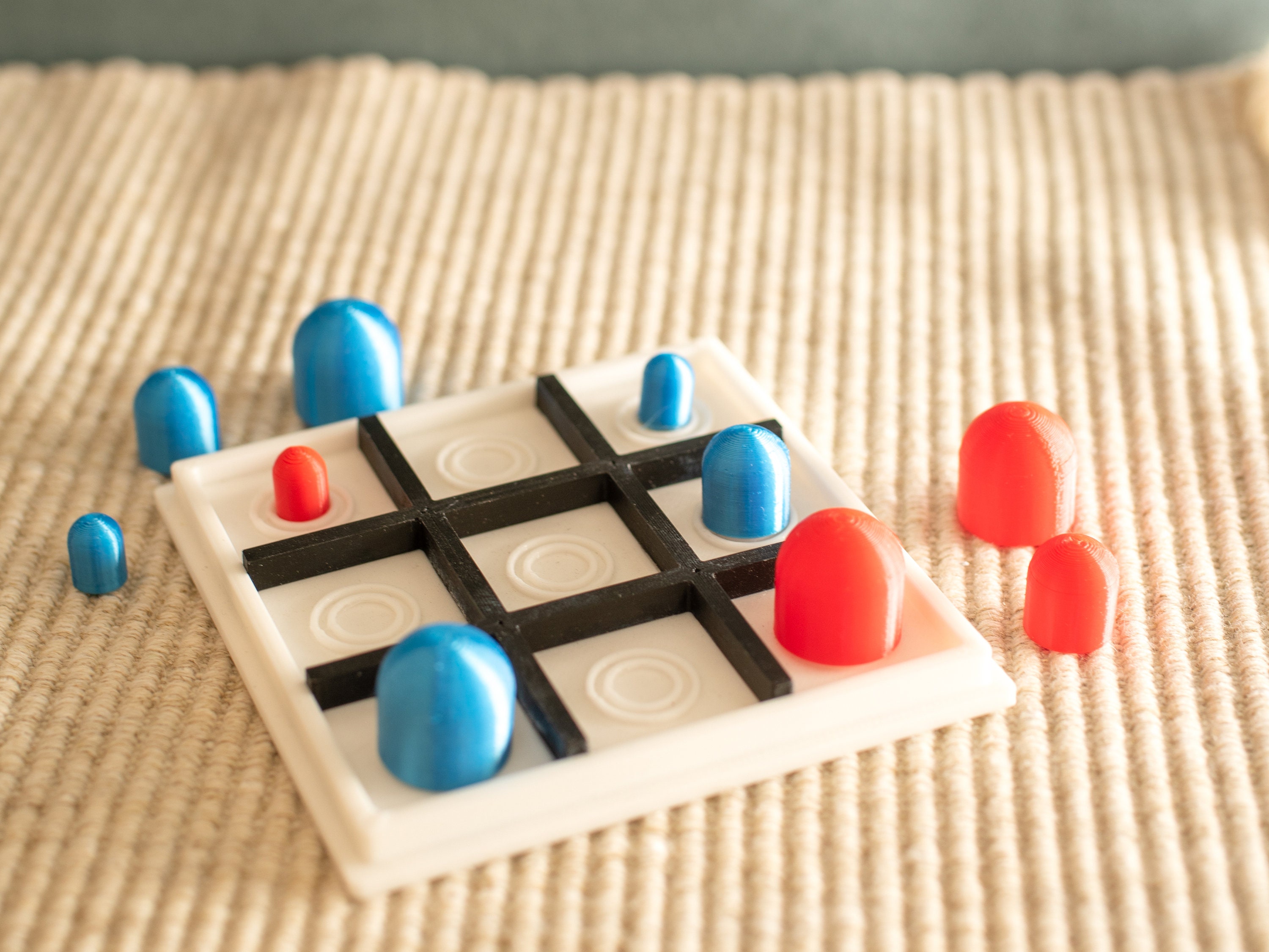 Google now lets you play solitaire and tic-tac-toe in search - The