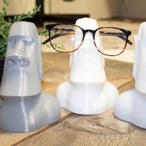 Moai Glasses Holder. Conveniently Rest your Glasses on an Easter Island Statue