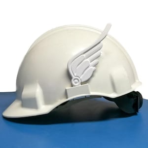 Schutzhelm-Flügel