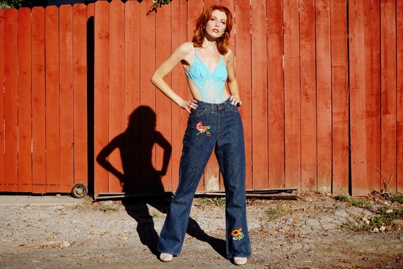1970s Embroidered Orange Tab Levi’s 32x32 / 70s Orange Tab Levi Jeans / 1970s Embroidered Bell Bottoms