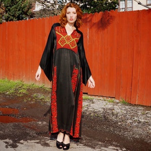 1940s Silk Embroidered Palestinian Thobe 6 Branch Thobe / Witchy 1940s Dress / 1940s Embroidered Robe / Antique Bedouin Dress