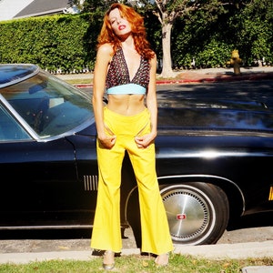 1970s Yellow Dual Zipper Bell Bottoms Size 26 / Yellow Peekaboo Hip Flares / 70s Bell Bottom Pants