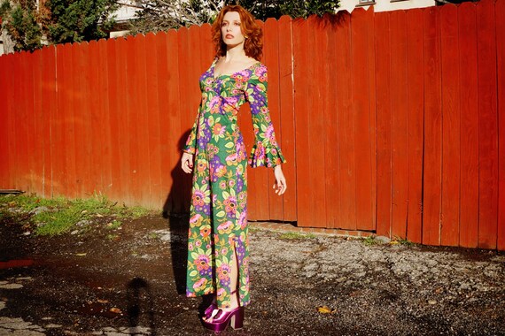 1960s Green Floral Bell Sleeve Psychedelic Maxi D… - image 3