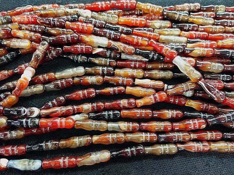 Warm warm colors--20mm Genuine onyx Antique black Brown Red tibetan Dzi agate,bottle carved beads,home decro,wall,jewelry