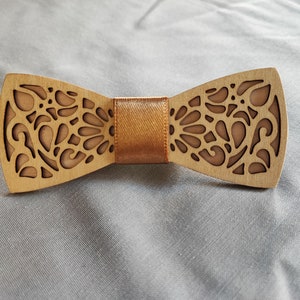 Wooden bow tie image 6