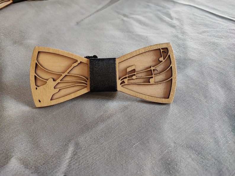 Wooden bow tie image 10