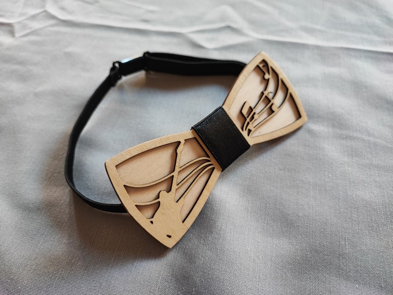 Wooden bow tie image 4