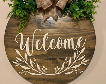 Welcome Door Hanger, Personalized door hanger,round welcome sign, last name door hanger, wedding gift, front door decor,housewarming gift