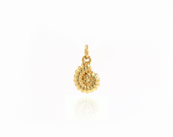 18K Gold Filled Shell Pendant,Round Shell Charms,Conch Pendant Bracelet Necklace for DIY Jewelry Making Supply,13.5x7.5x2.7mm