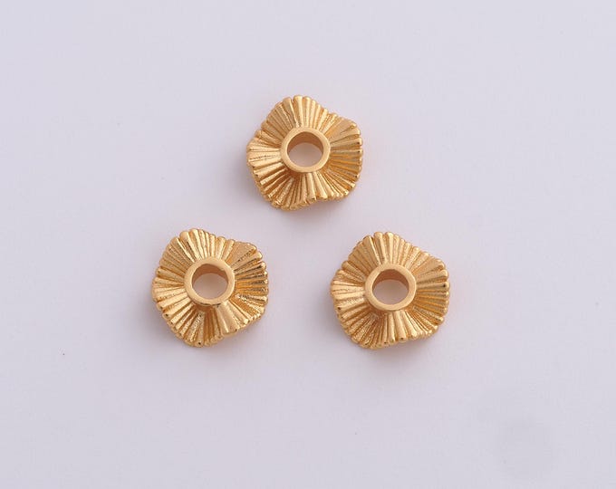 5 pcs 18K Gold Filled Flower Spacer Beads,Gold Flat Beads, Flower Beads DIY Bracelet Necklace Earrings Jewelry Making,9.8x3mm