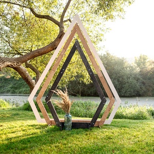 Wedding Arch, Diamond-Shaped Wedding Arches Set, Wooden Arbor Décor, Wedding Arch Frame, Wooden Backdrop for Wedding Ceremony