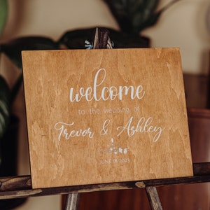 Welcome Wedding Sign Floral for Modern Wedding Décor, Wooden Wedding Sign, Personalized Bridal Shower Welcome Sign, Bachelorette Party Sign image 7