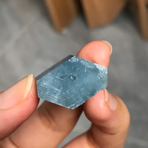 Raw aquamarine from Vietnam - aquamarine crystal- raw aquamarine from Vietnam- blue aquamarine