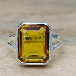 Natural Yellow Sapphire 8.25 Carat  Ring,  925 Sterling Silver, Handmade Ring For Men And Woman, Anniversary Gift.