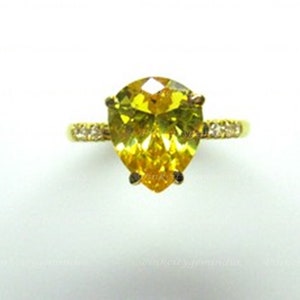 Anillo de zafiro amarillo natural de 4,50 quilates, chapado en oro de 14 quilates, anillo hecho a mano para hombre y mujer, regalo de Navidad.