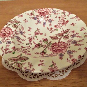 Vintage Johnson Bros Rose Chintz Shallow Bowl/Plate 8 3/4&quot;