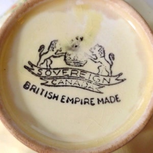 Vintage Sovereign Potters Canada British Empire Made Gravy Boat / Creamer image 7