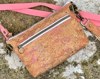 Petit sac à bandoulière en cuir de liège - sac à main minimaliste à fermeture éclair pour tous les jours et les voyages, cadeau fait main pour les amoureux de l'arc-en-ciel