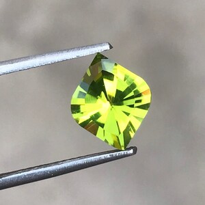 Natural Peridot - August Birthstone - 9.5 MM Peridot Fancy Shape - Gemstone For Jewelry  - 2.00 Carat Peridot Step cut.