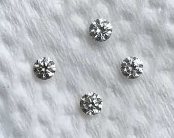 Natural White Diamond Lot: 0.30 Carat, 2.5mm Round VS Diamonds