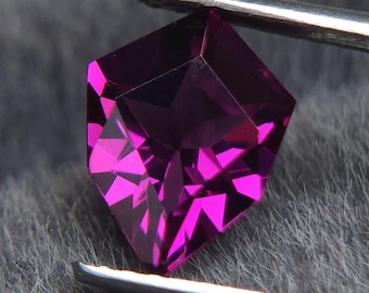 Purple Rhodolite Garnet Shield Cut 9mm 1.40 Carat Natural January Birthstone Gemstone for Jewelry