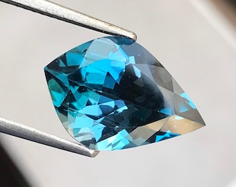 Natural London Blue Topaz Blue Fancy 15mm 5.70Ct December Jewelry Gemstone