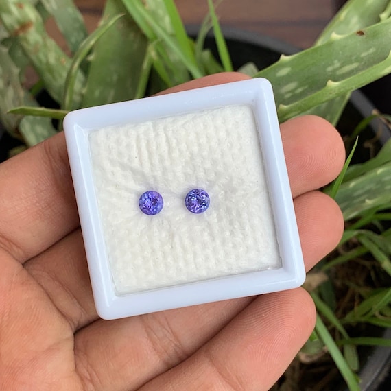 Natural Violet Blue Tanzanite Pair: 5mm Round Gemstones, December Birthstone