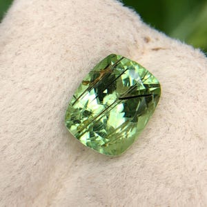 Naturlig rutilperidot mintgrön kudde 9,6 mm 3,30 ct augusti födelsesten för smycken