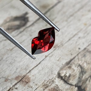 Natural Mozambique Garnet 10 MM Garnet Lips January Birthstone 1.90 Carat Lips Garnet For Jewelry Red Garnet Lips Cut Fancy Gems image 6