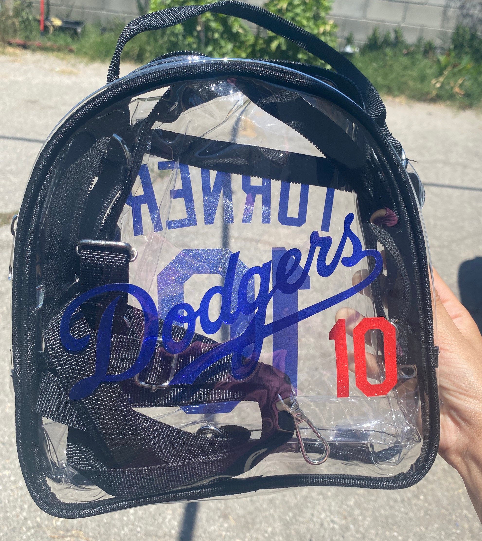 Looking to buy a clear bag to take into the stadium. This is technically  clear but worried it won't be allowed. Any thoughts? : r/Dodgers