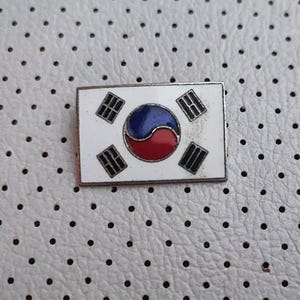 South Korea FLAG Enamel Badge Flag of South Korea 1980s Badge