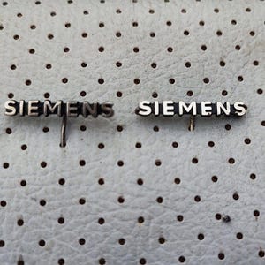 Siemens Vintage Pins Club Member 1980 Vintage Collectors industrial automation, building automation, rail transport and health technology