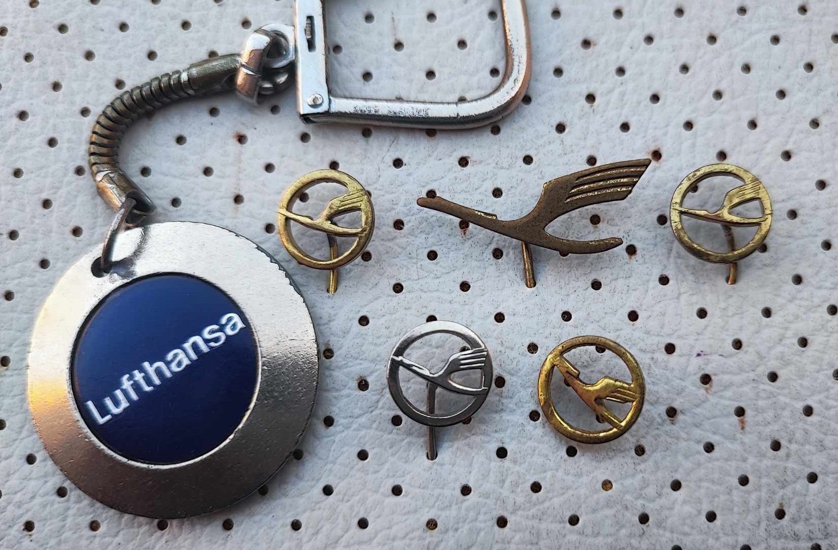 Lufthansa ルフトハンザ航空　アンティークピンバッジ Lufthansa pin - Etsy 日本