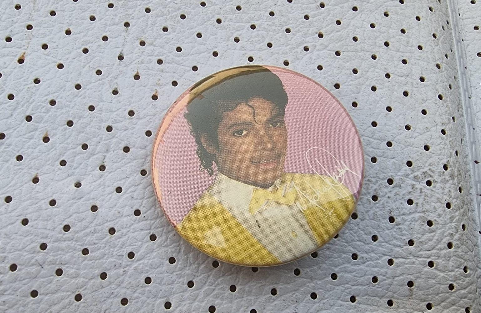 マイケル・ジャクソン　オリジナルバッチ マイケル・ジャクソン バッジ ヴィンテージ 1984 ユニーク