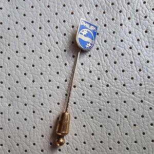 Philips Vintage Emaille Pin Club Mitgliedspreis Jubiläum 1980 Plattenspieler CD Spieler Philips Audiosysteme Original Pins HiFi Vintage Sammler