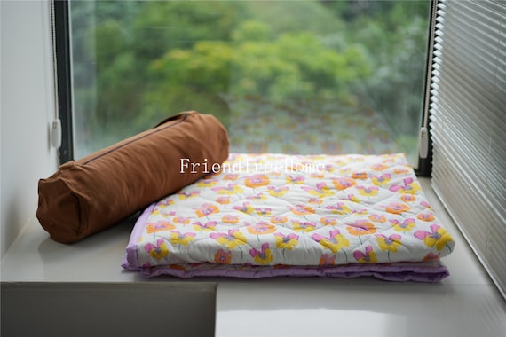 Floral Cotton Picnic Mat – Lightweight Waterproof Blanket