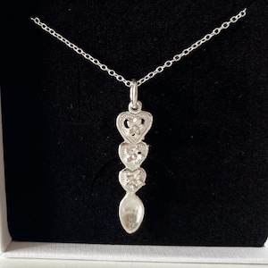 Welsh Daffodil Love Spoon Sterling Silver Necklace, Detailed Daffodil Welsh Love Spoon Pendant Silver Necklace, Cymru Daffodil Lovespoon
